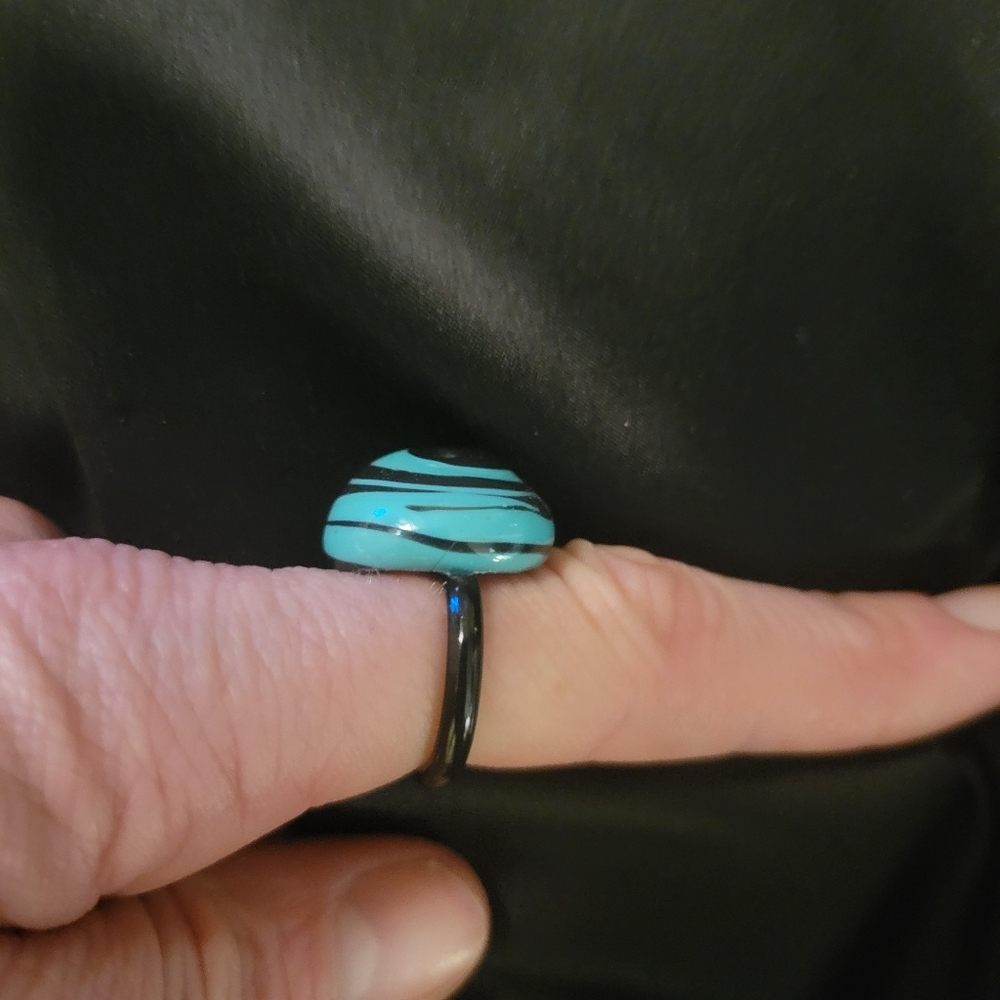 Stone swirl ring - Picture 4 of 5